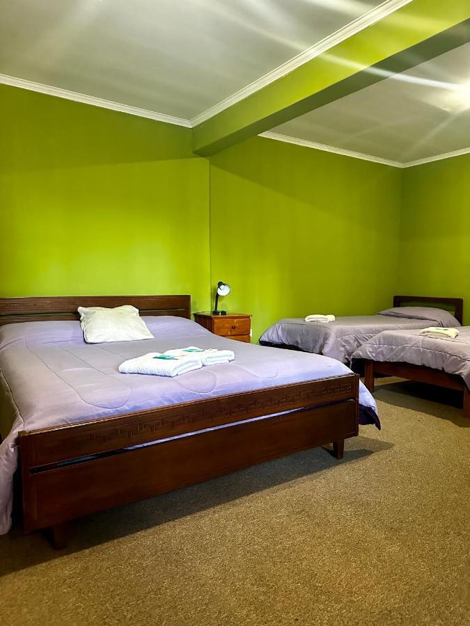 Отель Amancay Hostal Patagonico Эль-Калафате Экстерьер фото